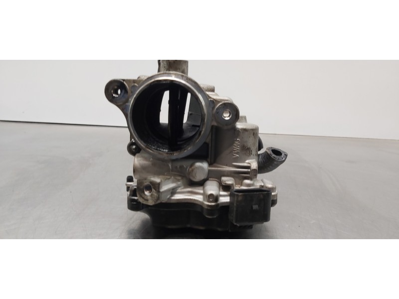 Recambio de caja mariposa para volkswagen caddy furgón/kombi furgón bluemotion referencia OEM IAM 04L128063AA  