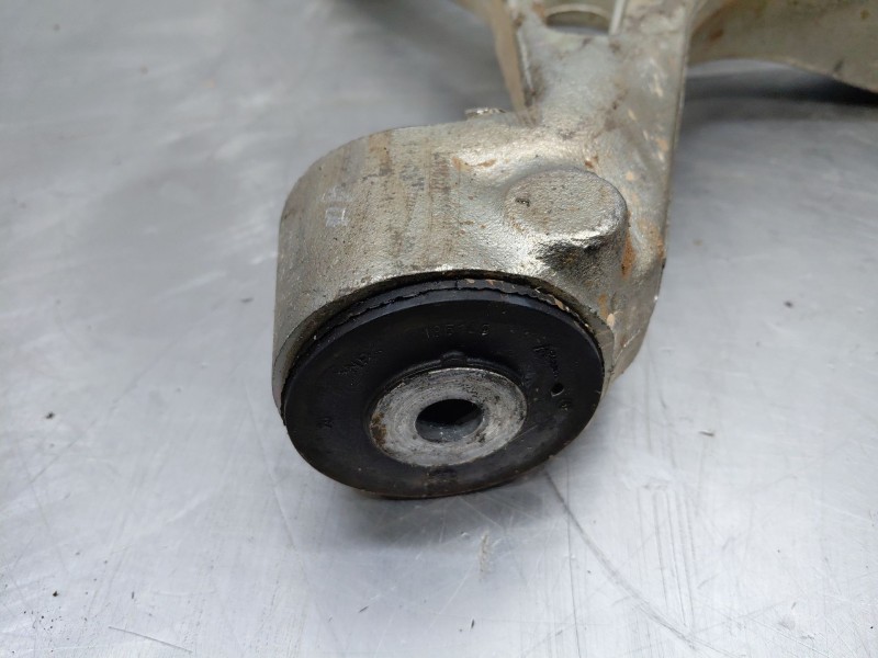 Recambio de brazo suspension inferior delantero derecho para mercedes-benz clase gl (x166) 450 grand edition referencia OEM IAM 