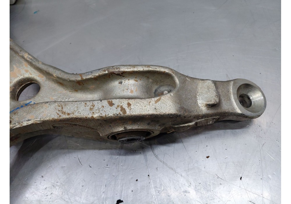 Recambio de brazo suspension inferior delantero derecho para mercedes-benz clase gl (x166) 450 grand edition referencia OEM IAM 