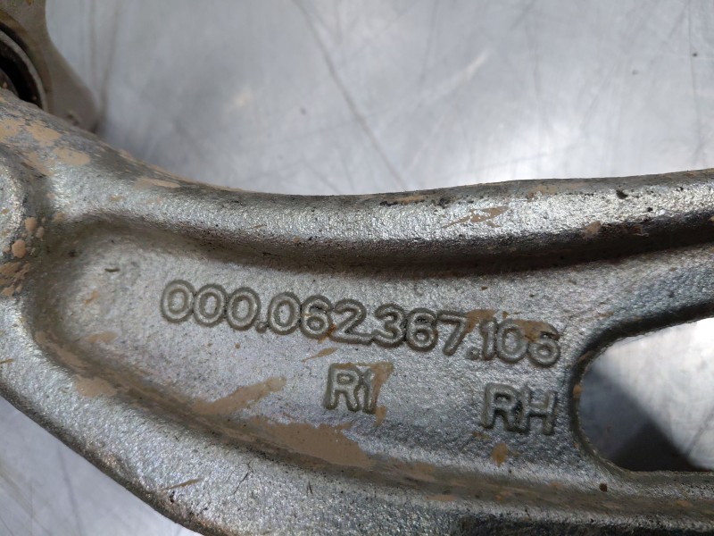 Recambio de brazo suspension inferior delantero derecho para mercedes-benz clase gl (x166) 450 grand edition referencia OEM IAM 