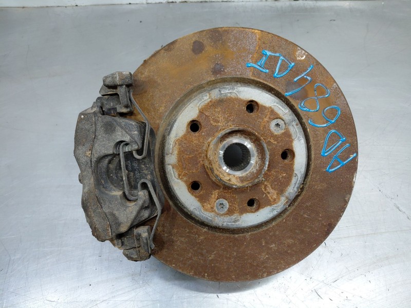 Recambio de mangueta delantera izquierda para nissan qashqai (j12) acenta referencia OEM IAM 400156RA0A  