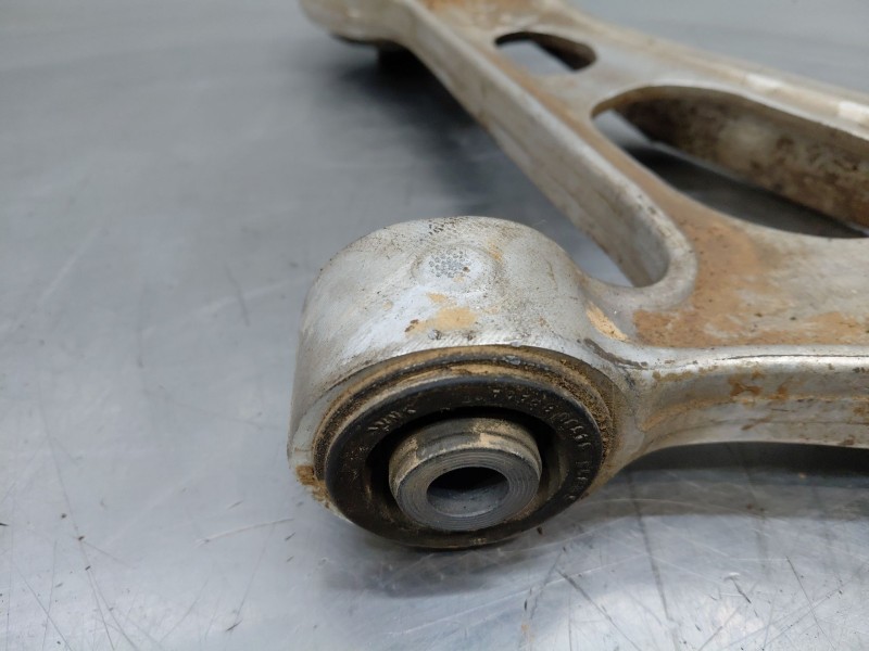 Recambio de brazo suspension inferior delantero izquierdo para nissan qashqai (j12) acenta referencia OEM IAM 545016UA0A  