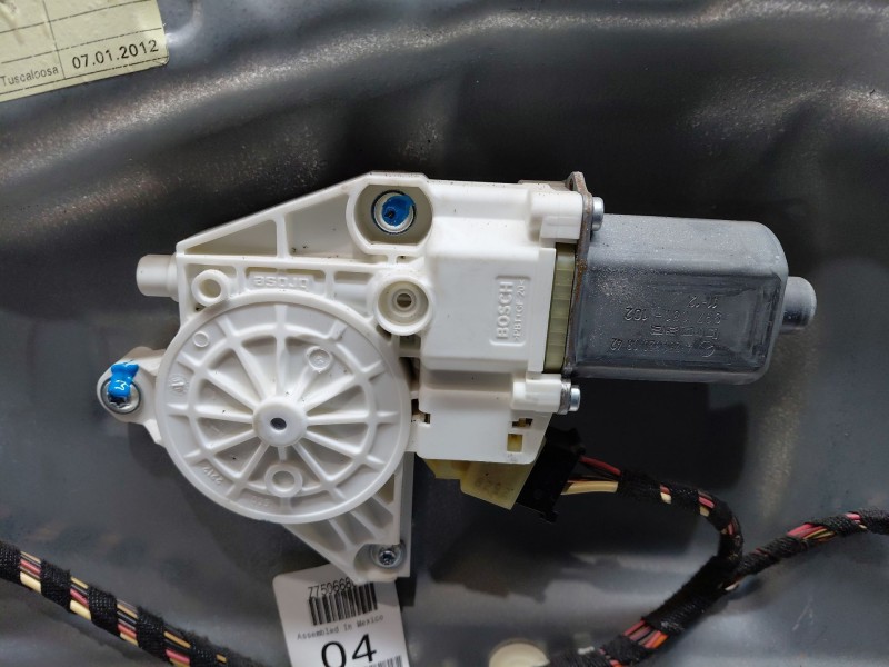 Recambio de elevalunas delantero derecho para mercedes-benz clase gl (x166) 450 grand edition referencia OEM IAM A1647201679  