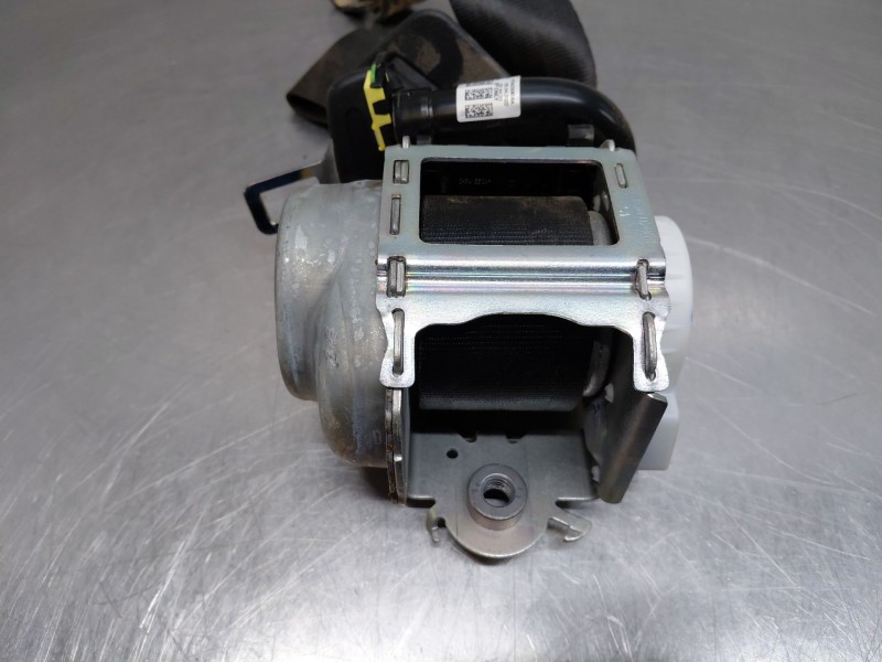 Recambio de cinturon seguridad trasero derecho para nissan qashqai (j12) acenta referencia OEM IAM 888846UA0A  
