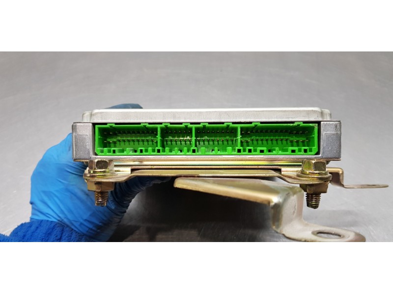 Recambio de centralita motor uce para hyundai h 1 h 1 furg.caja cerr.c. puerta referencia OEM IAM 3910042600 4079132315 