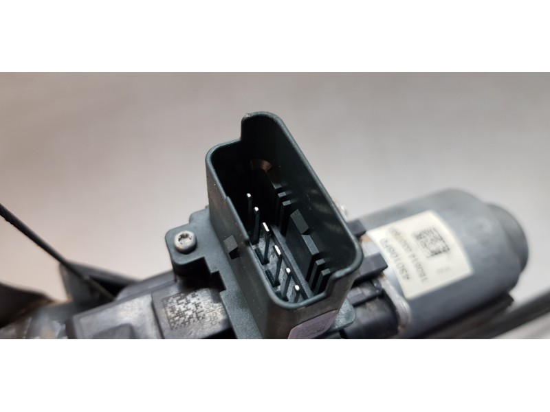 Recambio de elevalunas delantero izquierdo para renault megane iv berlina 5p experience referencia OEM IAM 807215959R 6 PINES 