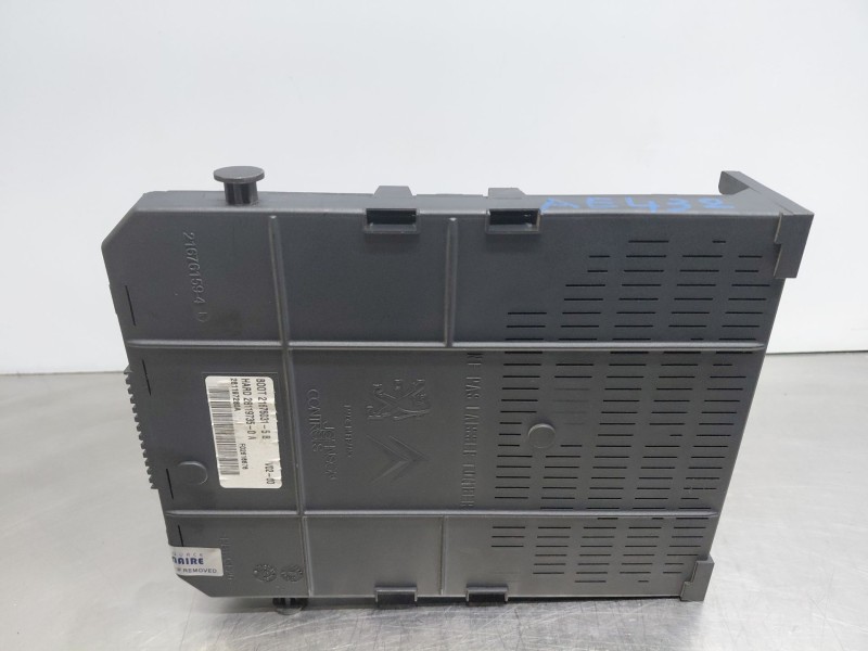 Recambio de caja reles / fusibles para citroën c4 picasso sx referencia OEM IAM 9663510180  