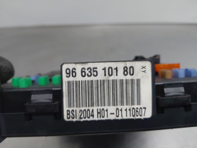 Recambio de caja reles / fusibles para citroën c4 picasso sx referencia OEM IAM 9663510180  