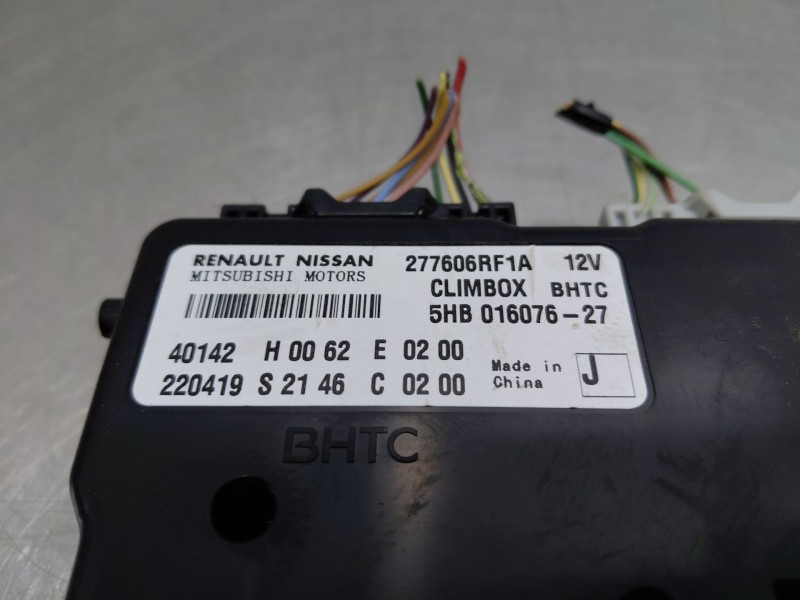 Recambio de modulo electronico para nissan qashqai (j12) acenta referencia OEM IAM 277606RF1A 284B26RS2E 