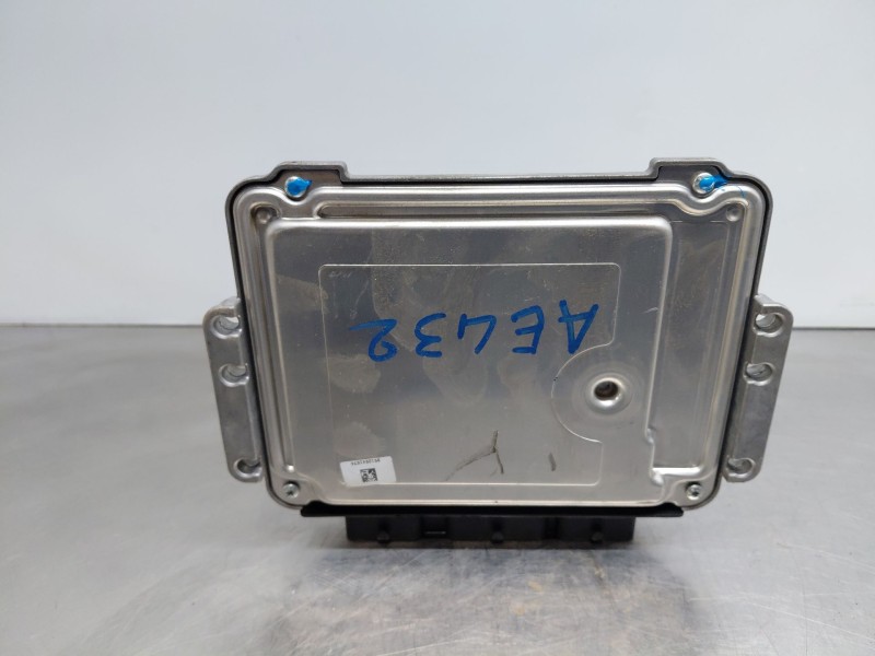 Recambio de centralita motor uce para citroën c4 picasso sx referencia OEM IAM 0281012980 9664617480 