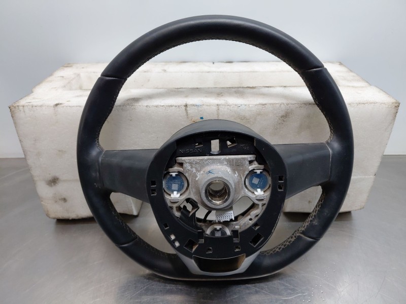 Recambio de volante para nissan qashqai (j12) acenta referencia OEM IAM 484306UF0C  