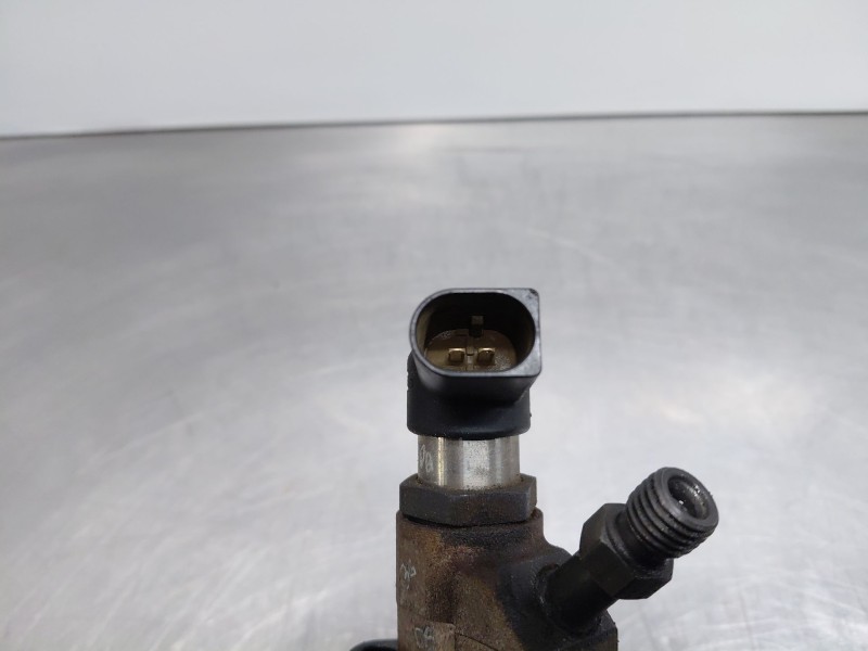 Recambio de inyector para peugeot 407 sw sport referencia OEM IAM 1980J4 9647247280 