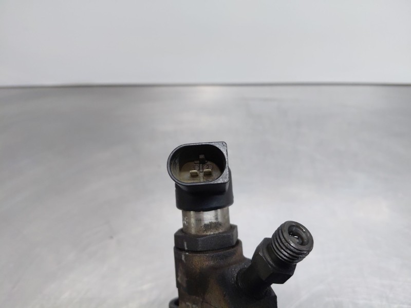 Recambio de inyector para peugeot 407 sw sport referencia OEM IAM 1980J4 9647247280 