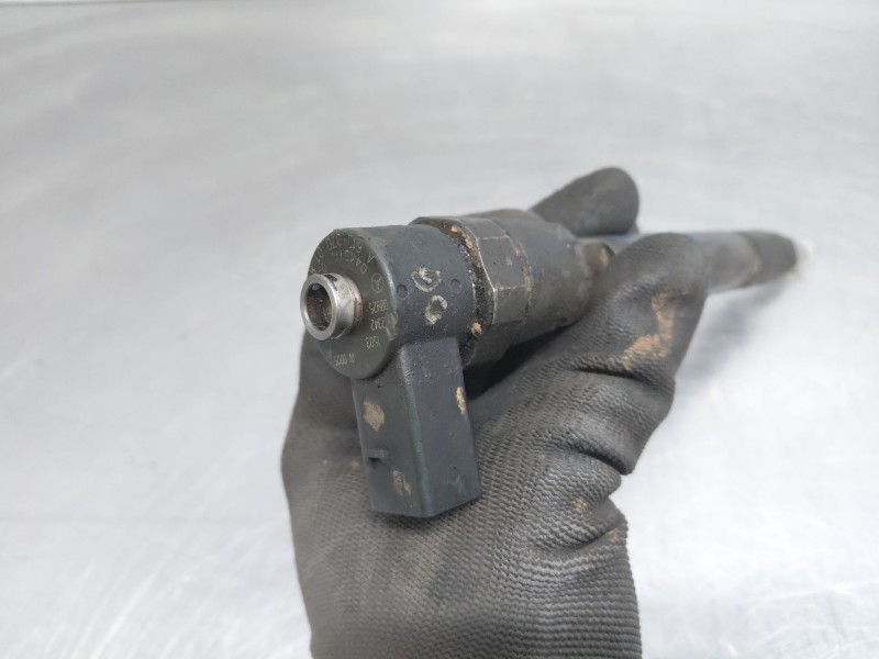 Recambio de inyector para mercedes-benz clase m (w163) 270 cdi referencia OEM IAM A6130700187 0445110035 