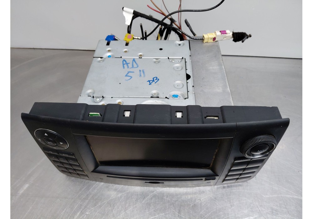 Recambio de pantalla multifuncion para mercedes-benz clase gl (x166) 450 grand edition referencia OEM IAM a1648705094  