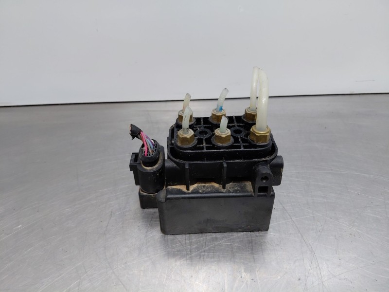 Recambio de valvula aire adicional para mercedes-benz clase gl (x166) 450 grand edition referencia OEM IAM A2123200358  