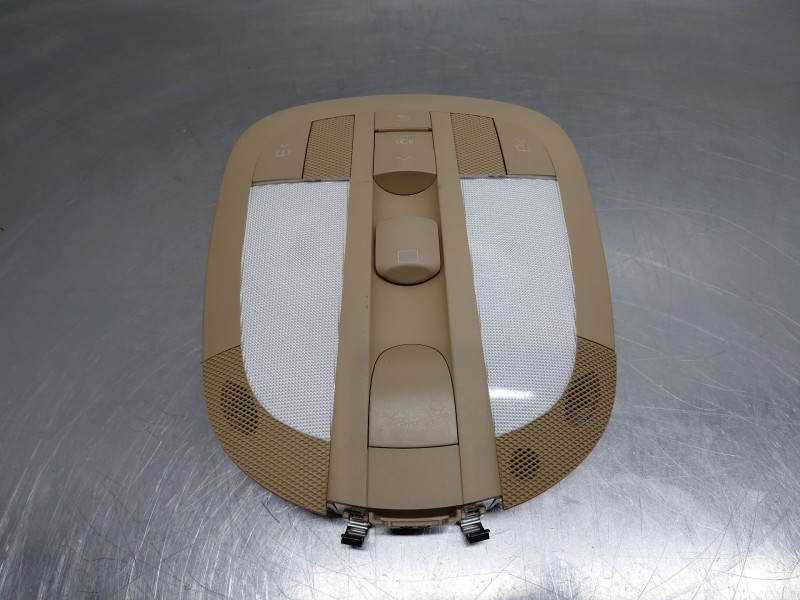 Recambio de luz interior para mercedes-benz clase gl (x166) 450 grand edition referencia OEM IAM a1648702826  
