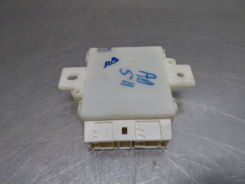 Recambio de modulo electronico para mercedes-benz clase gl (x166) 450 grand edition referencia OEM IAM A1649005000  