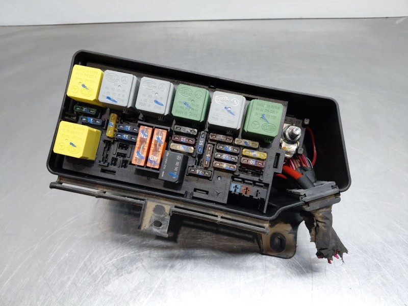 Recambio de caja reles / fusibles para mercedes-benz clase gl (x166) 450 grand edition referencia OEM IAM A1645403872  