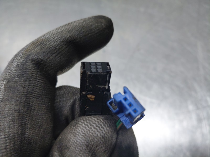 Recambio de retrovisor derecho para citroën c4 grand picasso sx referencia OEM IAM 8153G7  