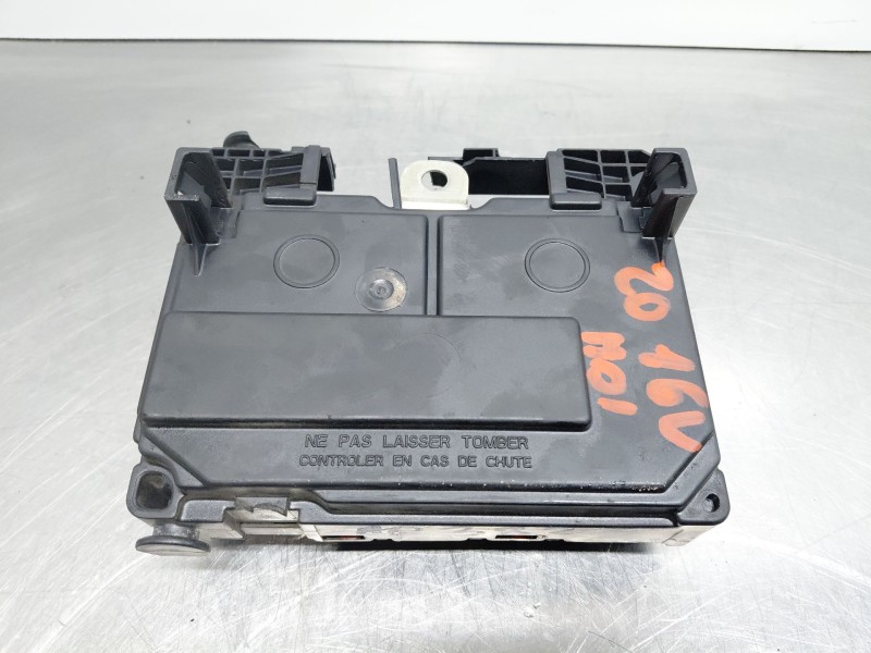 Recambio de caja reles / fusibles para peugeot 407 sw sport referencia OEM IAM 9656086080 S118983001 