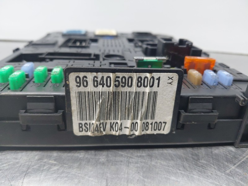 Recambio de caja reles / fusibles para citroën c4 grand picasso sx referencia OEM IAM 9664059080  