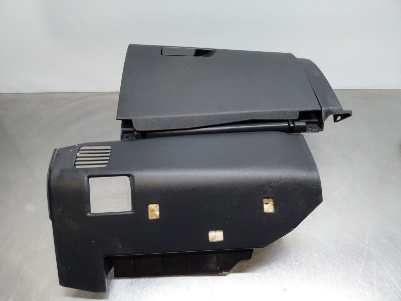 Recambio de guantera para nissan qashqai (j12) acenta referencia OEM IAM 681026UN5A  