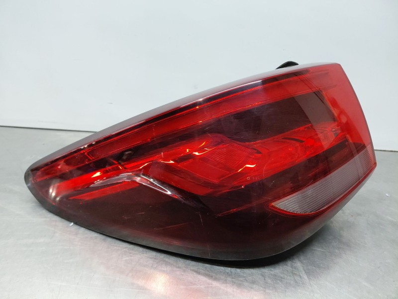 Recambio de piloto trasero izquierdo para mg zs suv referencia OEM IAM a30005l0100  