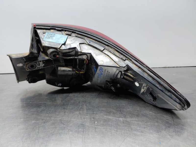 Recambio de piloto trasero izquierdo para mg zs suv referencia OEM IAM a30005l0100  