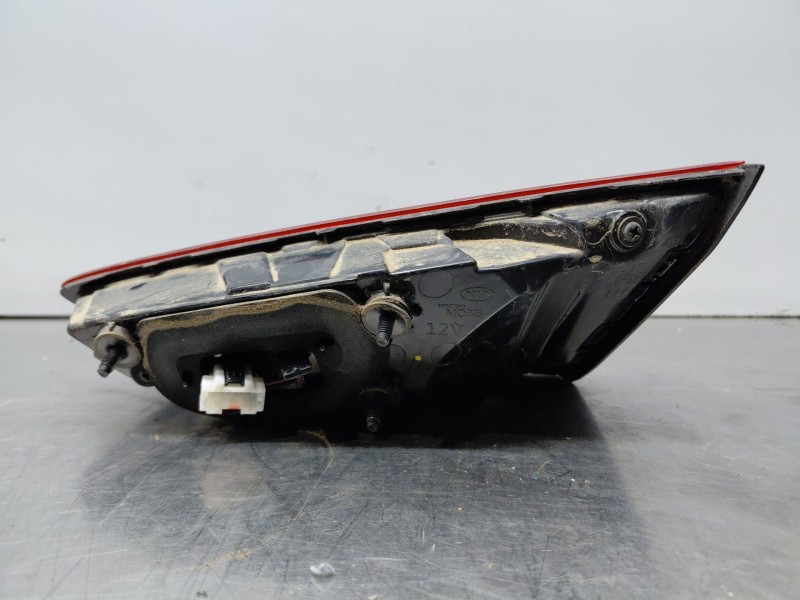 Recambio de piloto trasero izquierdo interior para kia xceed drive referencia OEM IAM 92403J7300  