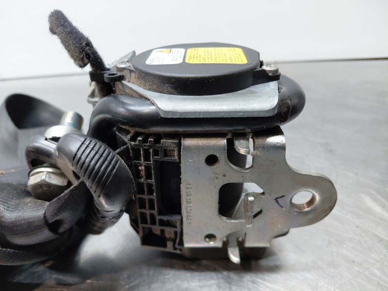 Recambio de cinturon seguridad delantero derecho para peugeot bipper tepee active referencia OEM IAM 1613972680  