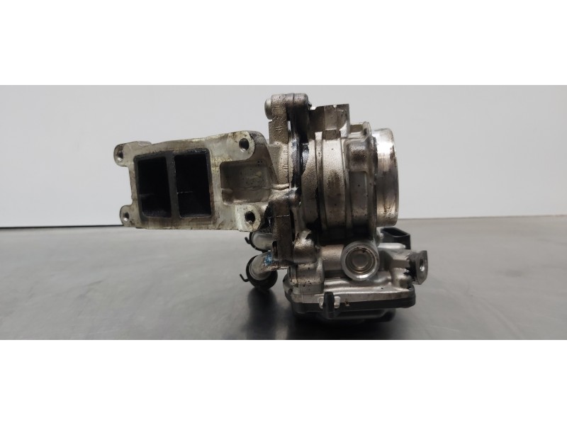 Recambio de caja mariposa para volkswagen caddy furgón/kombi furgón bluemotion referencia OEM IAM 04L128063AA  