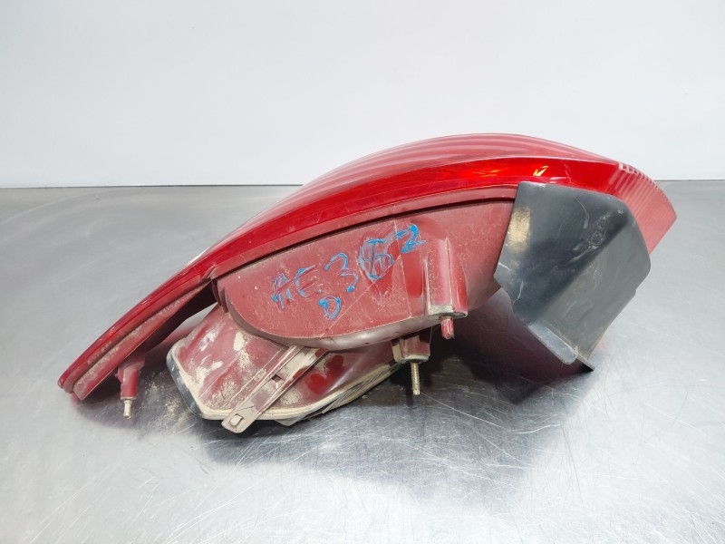 Recambio de piloto trasero derecho para peugeot 407 sw sport referencia OEM IAM 6351FR 9641948680 