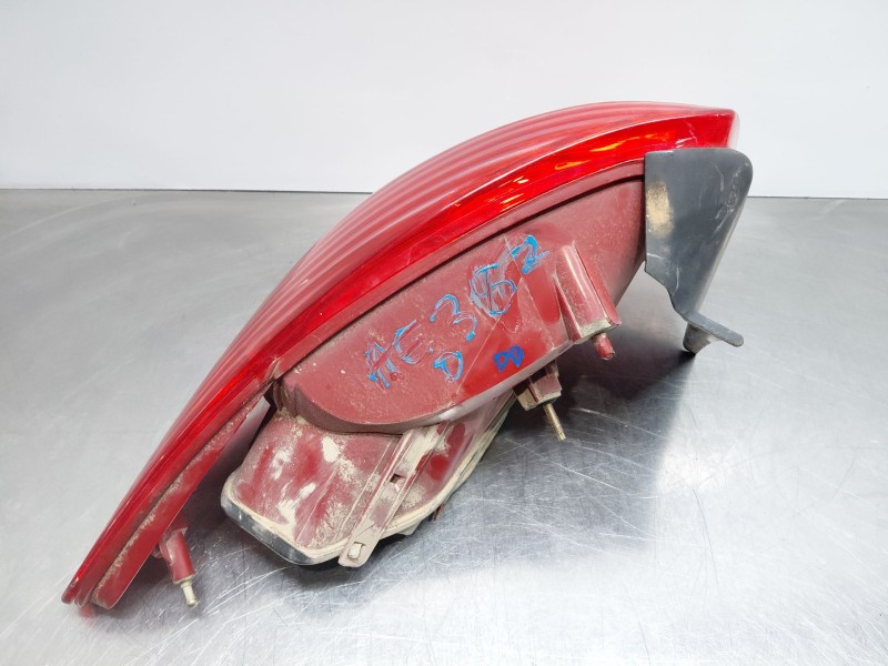 Recambio de piloto trasero derecho para peugeot 407 sw sport referencia OEM IAM 6351FR 9641948680 