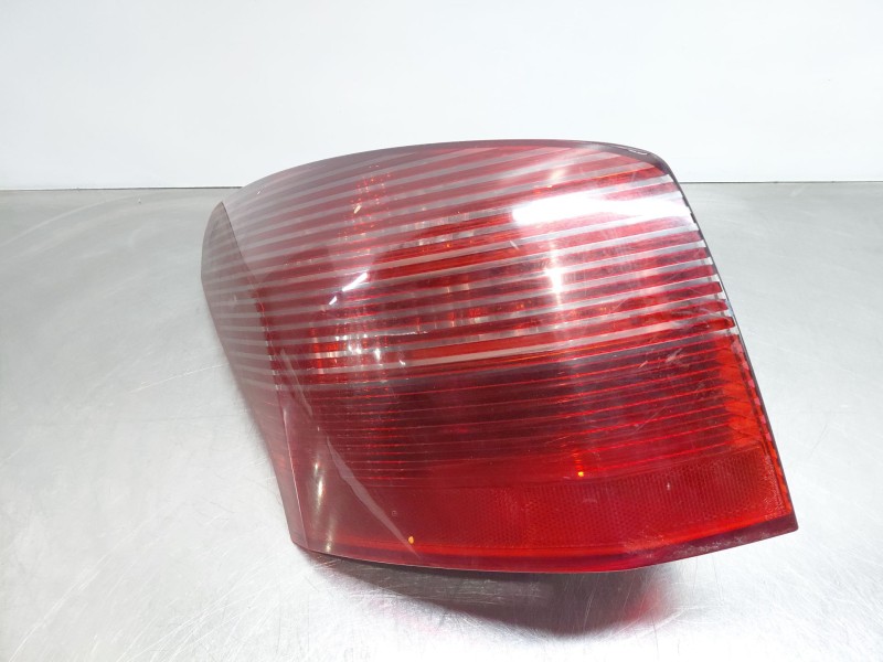 Recambio de piloto trasero izquierdo para peugeot 407 sw sport referencia OEM IAM 6350T3  