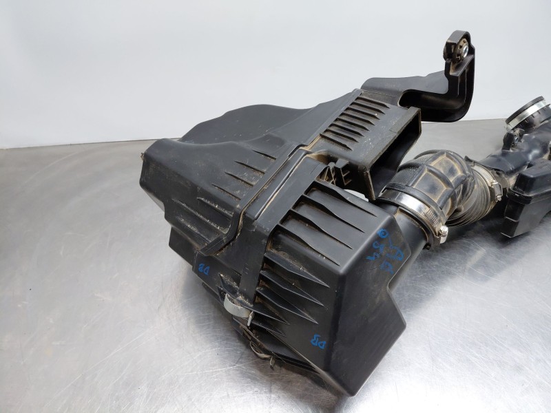 Recambio de filtro aire para nissan qashqai (j12) acenta referencia OEM IAM 165006UB0A  