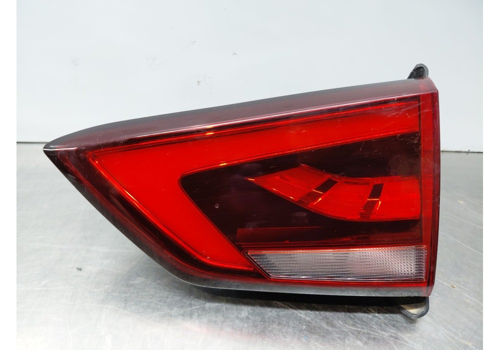 Recambio de piloto trasero derecho interior para mg zs suv referencia OEM IAM A31005R0100  