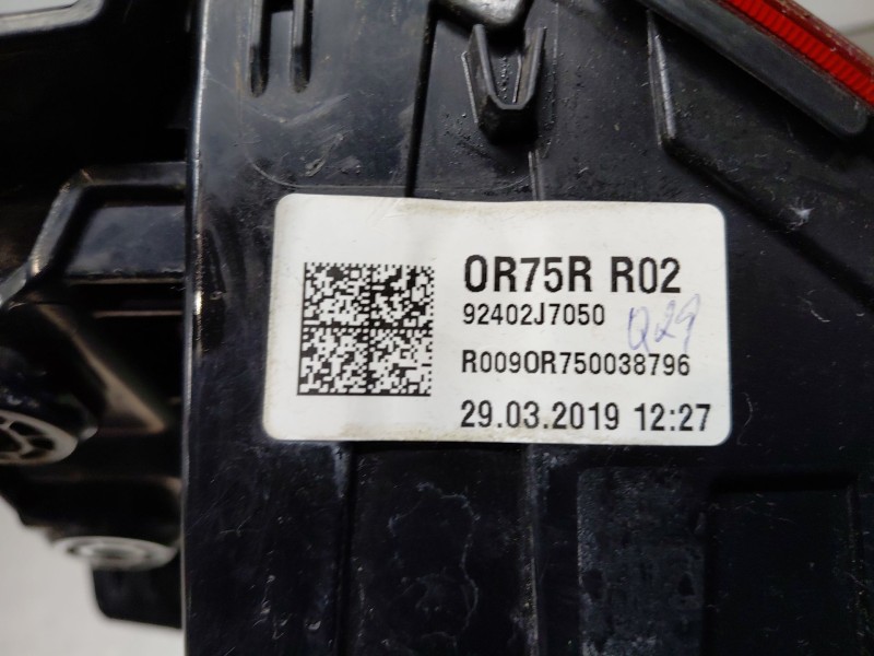 Recambio de piloto trasero derecho para kia ceed drive referencia OEM IAM 92402J7050  