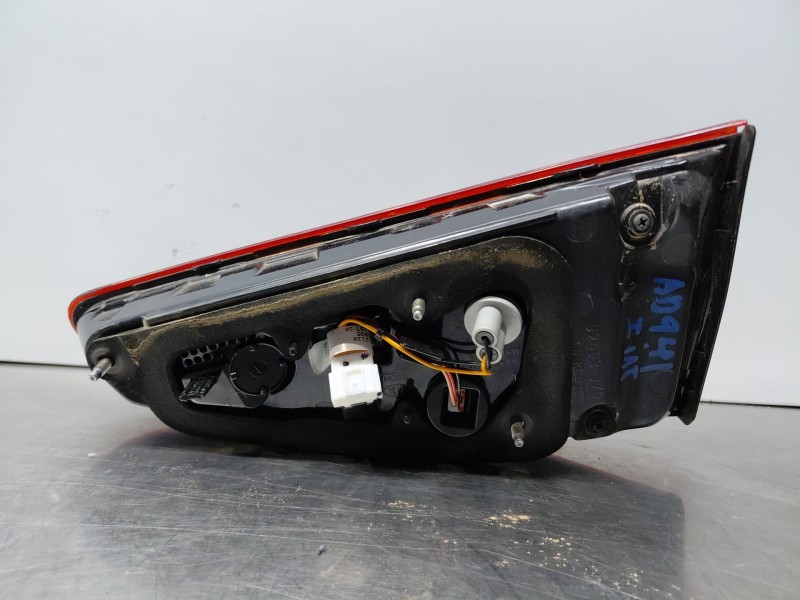 Recambio de piloto trasero izquierdo interior para kia ceed drive referencia OEM IAM 92403J7050  