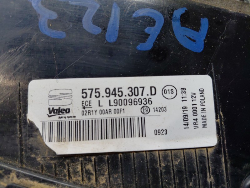 Recambio de piloto trasero izquierdo interior para seat ateca style go referencia OEM IAM 575945307D  