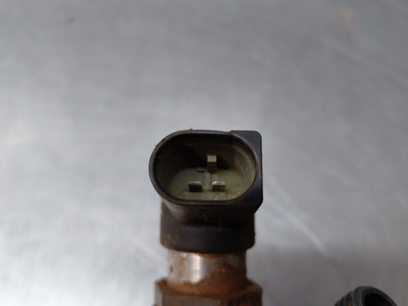 Recambio de inyector para citroën c4 picasso shine referencia OEM IAM 9658194180  