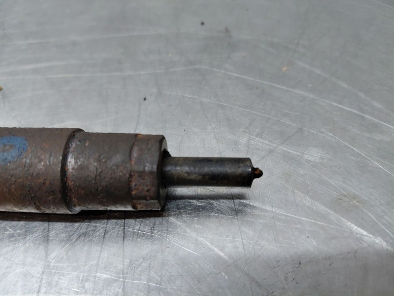 Recambio de inyector para peugeot bipper tepee active referencia OEM IAM 1980EQ 780542801 0445110351