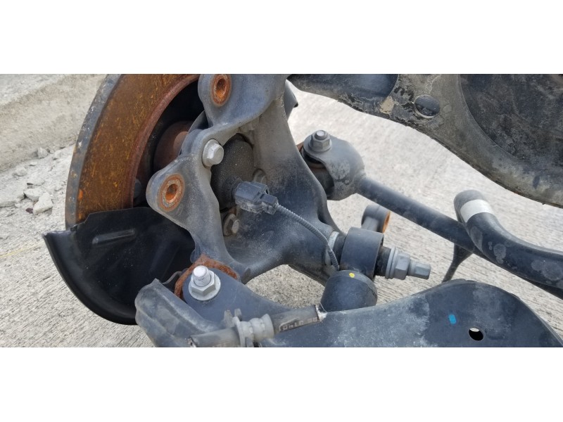 Recambio de puente trasero para toyota corolla (e21) hybrid active referencia OEM IAM 512060208  