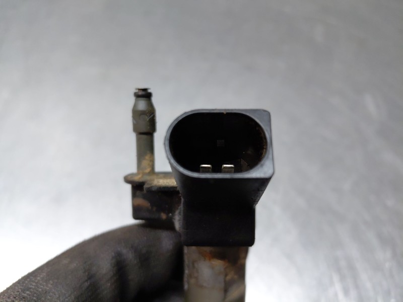 Recambio de inyector para peugeot bipper tepee active referencia OEM IAM 1980EQ 780542801 0445110351