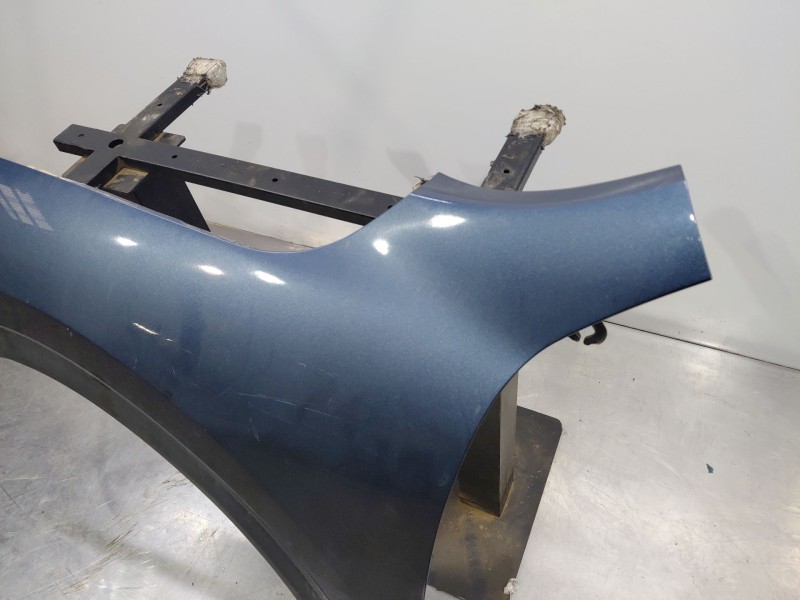 Recambio de aleta delantera izquierda para ford kuga ecoblue referencia OEM IAM   