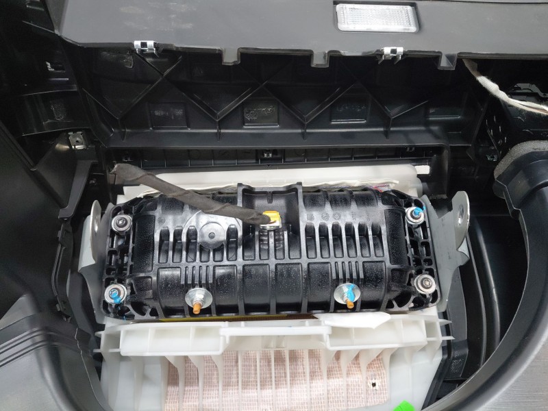 Recambio de kit airbag para volkswagen t-cross advance referencia OEM IAM   