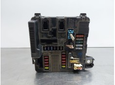 Recambio de caja reles / fusibles para renault megane ii coupé-cabriolet (em0/1_) 1.9 dci referencia OEM IAM 8200306033c  