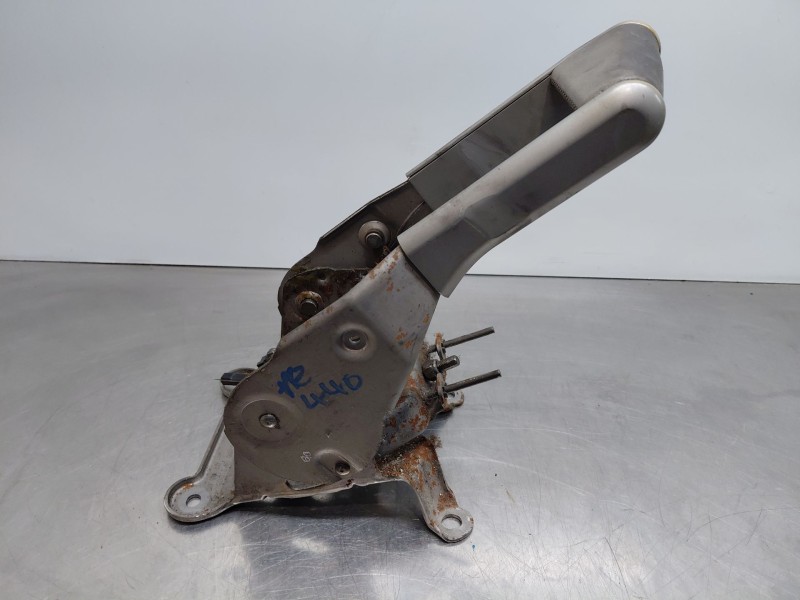 Recambio de palanca freno de mano para renault megane ii coupé-cabriolet (em0/1_) 1.9 dci referencia OEM IAM 8200273005  