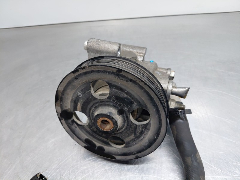 Recambio de bomba direccion para ford mondeo ber. (ca2) referencia OEM IAM   