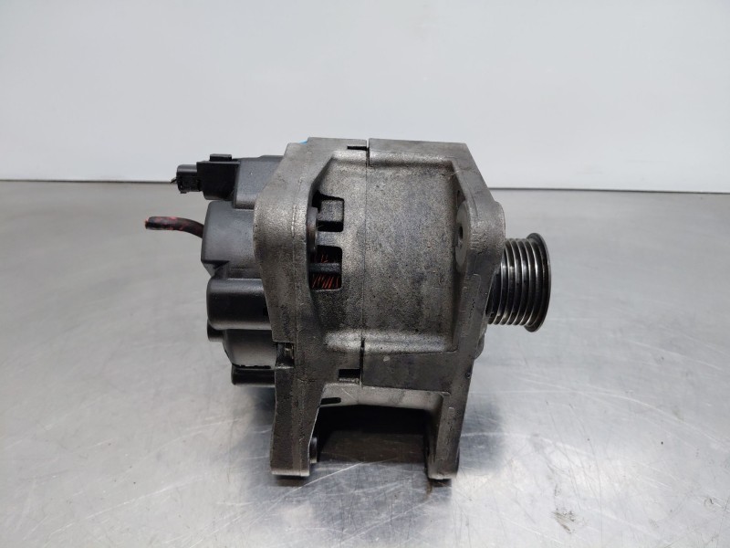 Recambio de alternador para renault megane ii coupé-cabriolet (em0/1_) 1.9 dci referencia OEM IAM 8200667610  